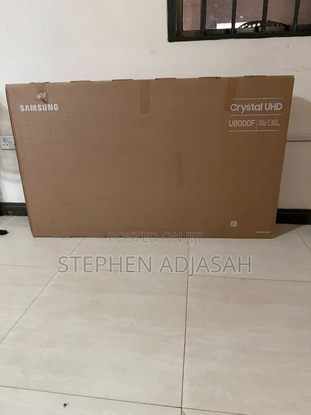 Samsung 55-Inch Crystal UHD U8000F TV - 1
