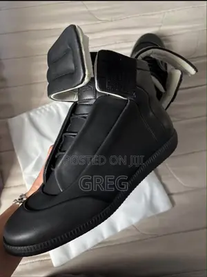 Maison Margiela Future Sneakers (Black Leather)