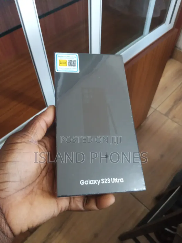 New Samsung Galaxy S23 Ultra 256GB Black - 1