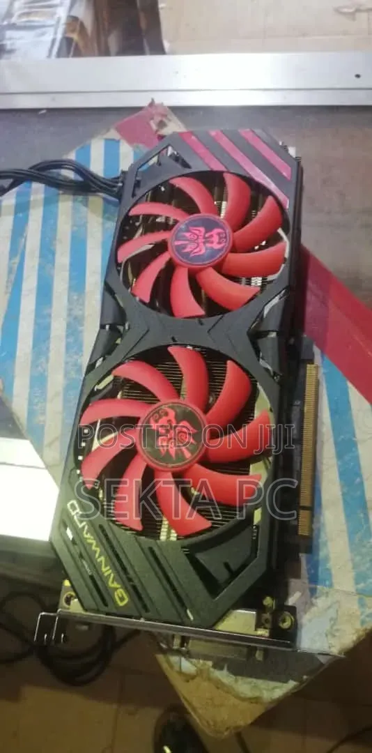 Gainward GeForce GTX 970 Phantom 4GB GDDR5 - 1