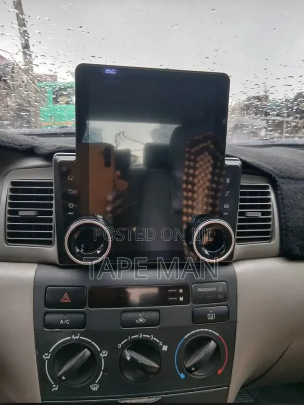 Universal Android Tesla Screen for Toyota Corolla - 1