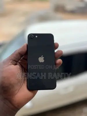 Apple iPhone SE (2022) 64GB Black