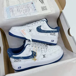 Nike Air Force 1 Sneakers