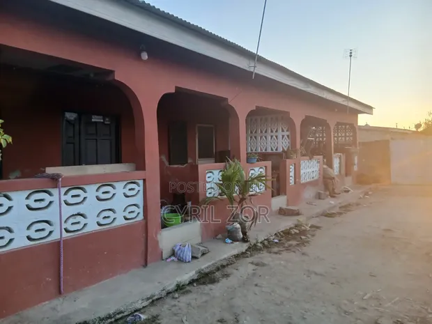 5-Bedroom Apartment Block for Sale in Kasoa New Town, Nyanyano - 1