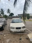Hyundai Elantra GT 2002 White - 4