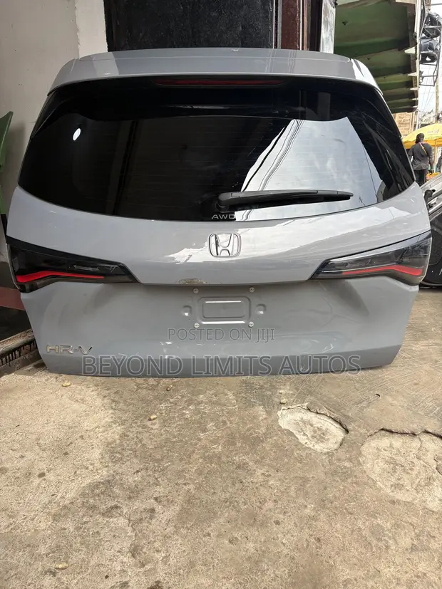 Honda HR-V 2023 Complete Boot - 1