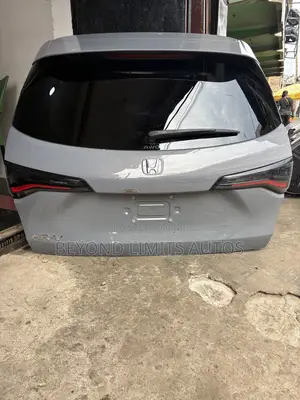 Honda HR-V 2023 Complete Boot
