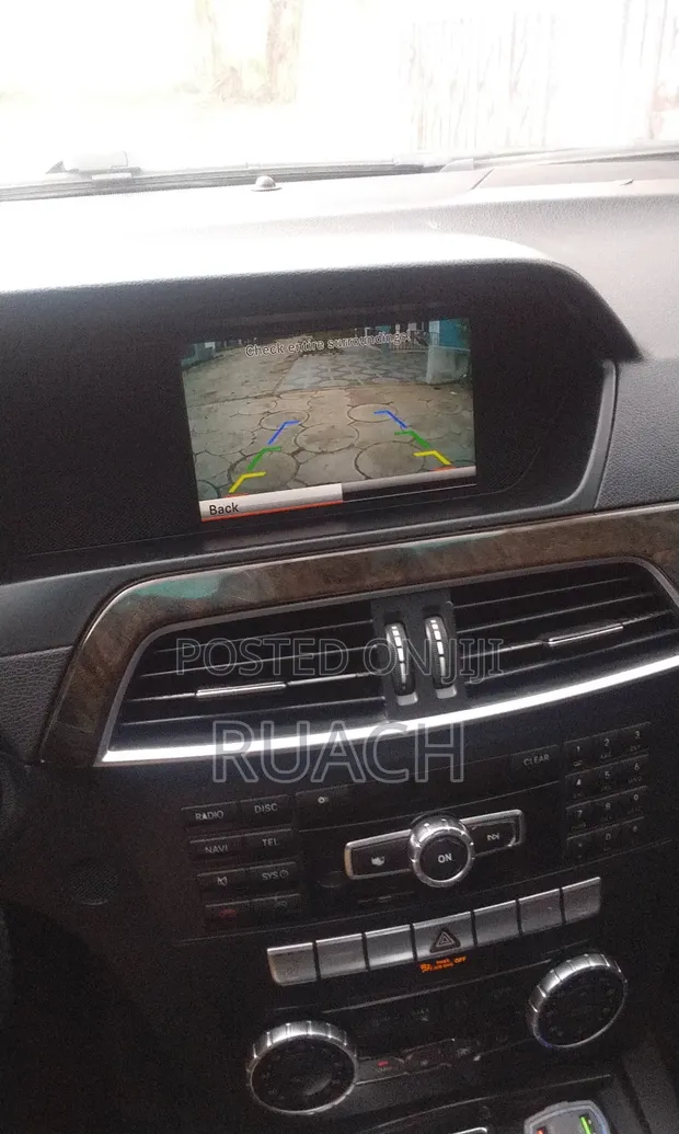 Mercedes-Benz C250 2014 Black - 1