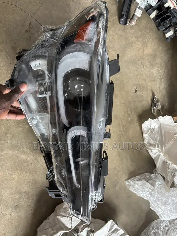 Mazda CX-5 2024 Headlight - Full LED - 1