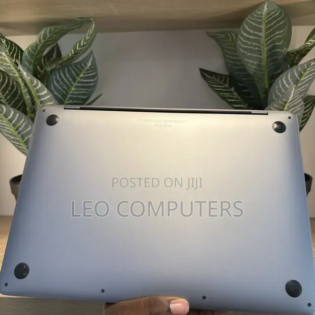 Apple MacBook Pro 2019 13-inch - 1