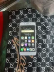 Vivo iQOO U1 128GB Gold - 3
