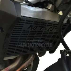 Yamaha MT-07 Radiator Guard Black (2014-2024)