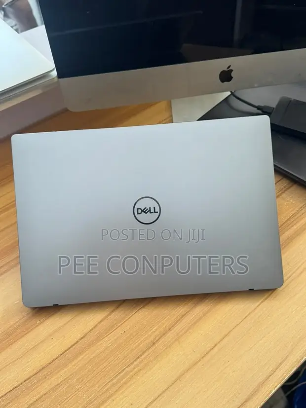 Dell Latitude 7400 Laptop - Intel Core i5, 8GB RAM, 256GB SSD - 1