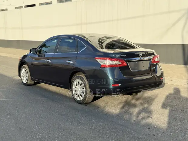 2015 Nissan Sentra SV Sedan - 1