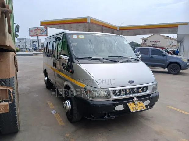 Ford Transit 2006 Silver - 1