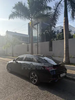 2021 Hyundai Elantra Limited Black