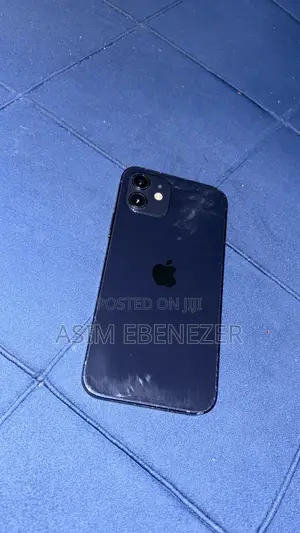 Apple iPhone 12 64GB Black
