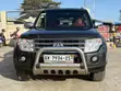 Mitsubishi Pajero 2011 Gray - 2