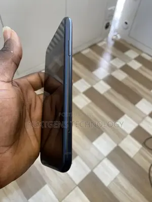 Apple iPhone XR 64GB Black