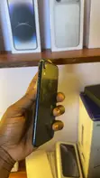 Apple iPhone XR 64GB Black - 2