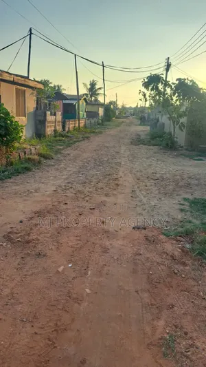 Half Plot for Sale - Tema Golf City