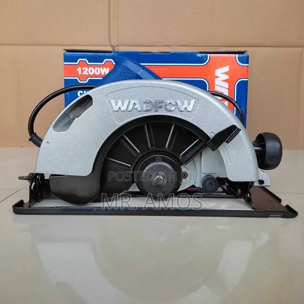 1200W Circular Hand Saw with 1 Blade - 1