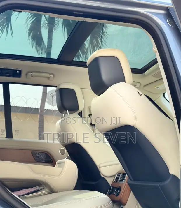 Land Rover Range Rover Vogue 2021 Gray - 1