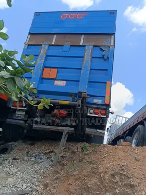 Mercedes-Benz Actros 2015 Box Truck