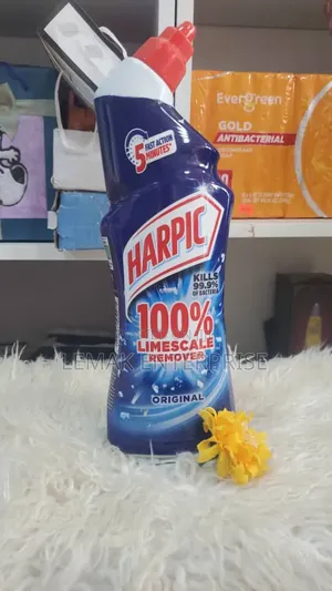 Harpic 100% Limescale Remover Toilet Cleaner 750ml