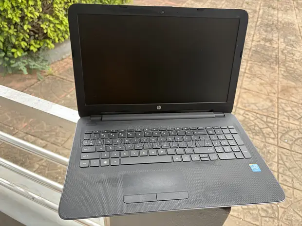 HP 250 G4 Laptop - 4GB RAM, 500GB HDD - 1