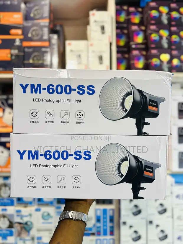 YM-600-SS LED Photographic Fill Light - 1