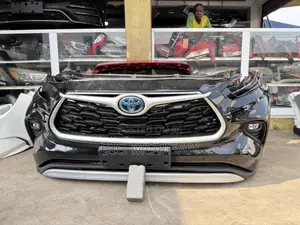 Toyota Highlander Front Bumper (2020-2023) Platinum