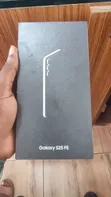 New Samsung Galaxy S25 FE 256GB Gold - 3