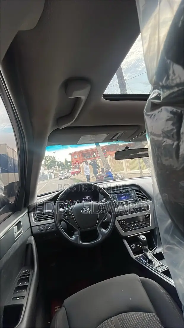 Hyundai Sonata 2017 Blue - 1