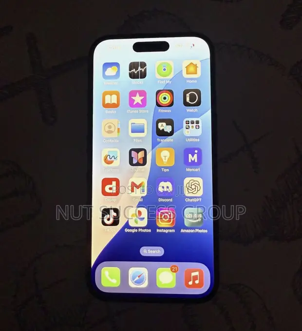 New Apple iPhone 16 256GB Black - 1