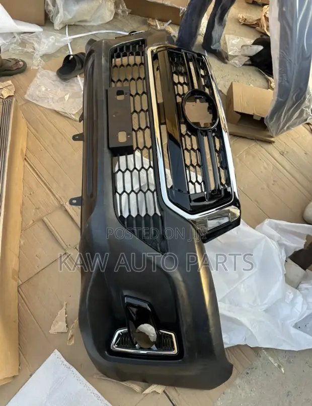 2018-2021 Toyota Hilux Front Bumper - 1