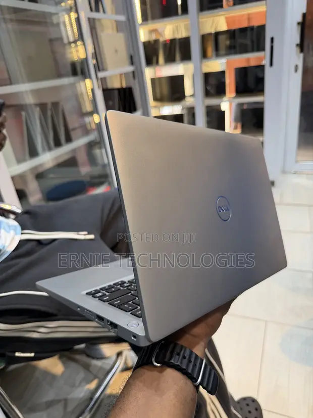 Dell Latitude 5310 Laptop - 16GB RAM, 256GB SSD, Core i5 - 1