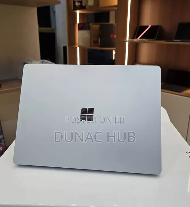 Microsoft Surface Laptop 3 16GB Intel Core i7 256GB SSD - 1