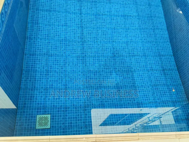 Andrew Pool Cleaning & Maintenance - 1