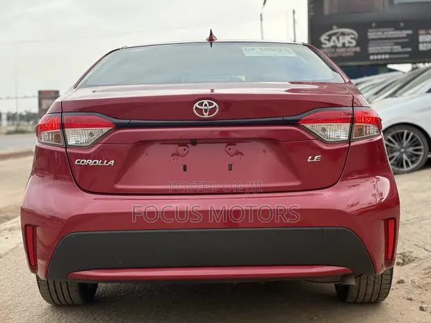 Toyota Corolla LE 2020 Red - 1