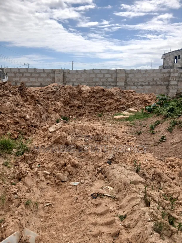 2 Bedroom House for Sale in Sahara, Accra - 1