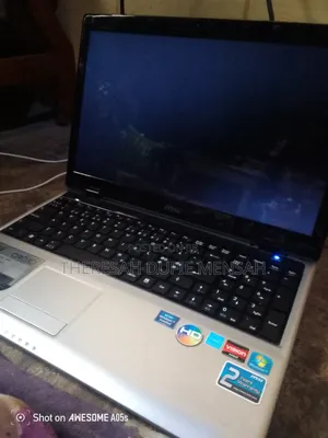 MSI CR600 Laptop - 3GB RAM, 320GB HDD