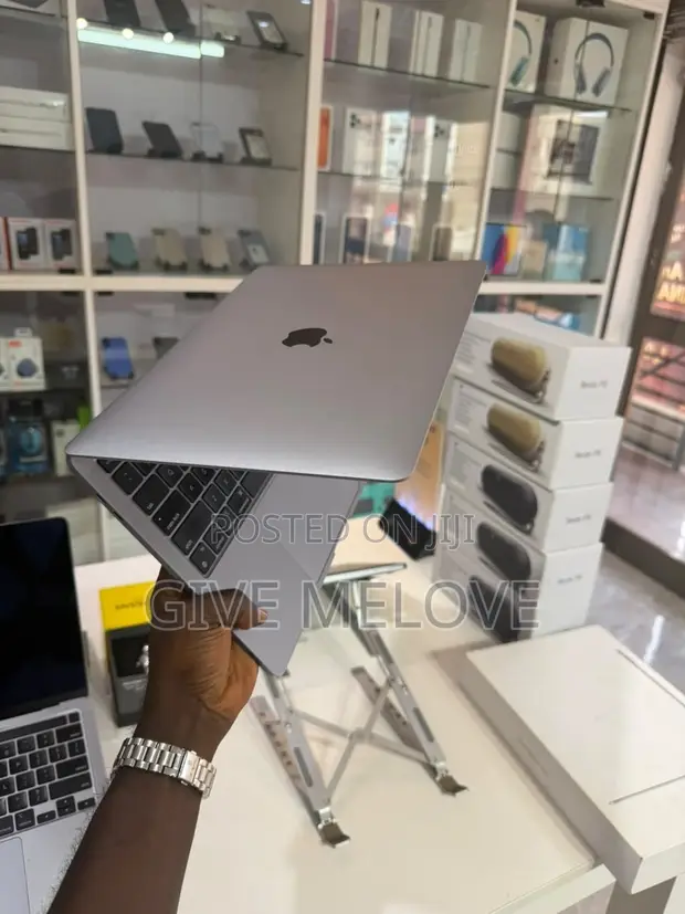 Apple MacBook Pro 2022 M2 8GB RAM 256GB Storage - 1