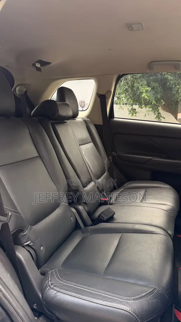 Mitsubishi Outlander SE AWC 2019 Black - 1