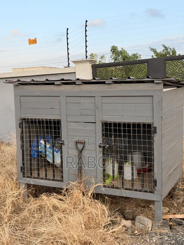 Double Wooden Pallet Dog Cage - 1