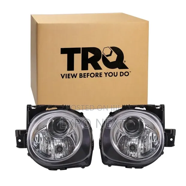2015-2017 Nissan Juke Headlight Assembly Pair with Bulbs (DOT) - 1