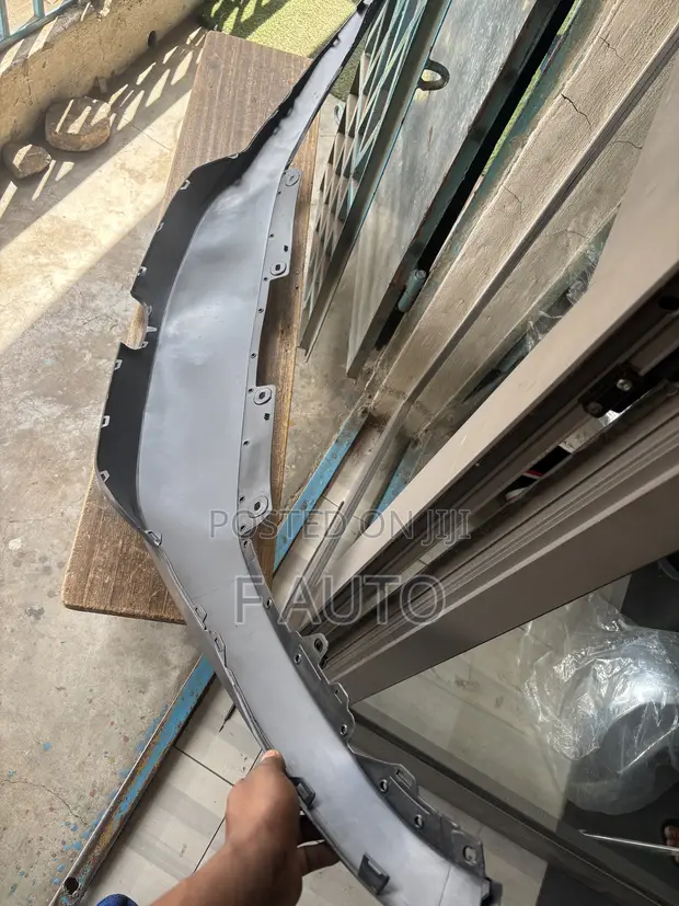 Honda Civic 2022-2025 Front Bumper Top Moulding - 1