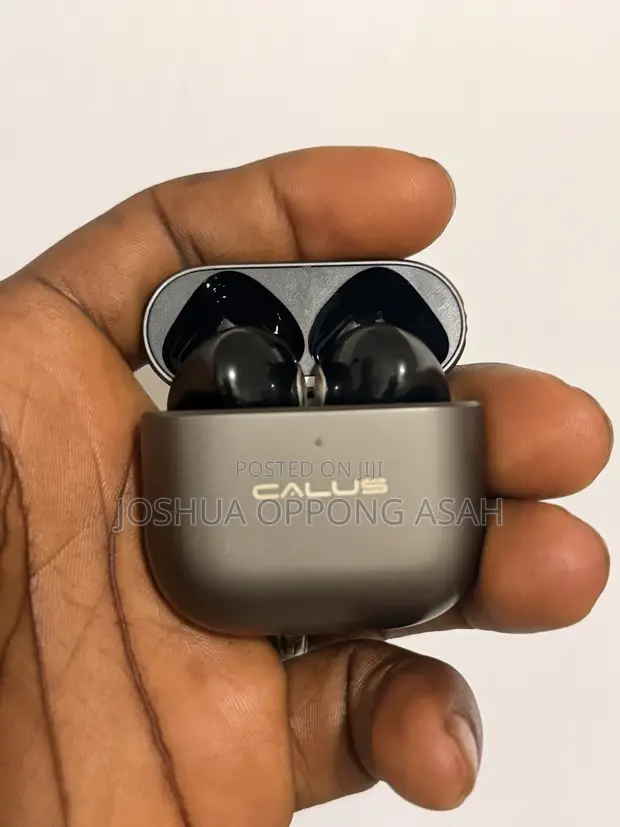 Calus P60 Germany Used Earbuds - 1