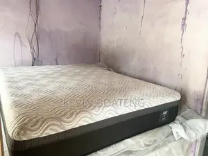 Sealy Posturepedic Hybrid Queen Mattress