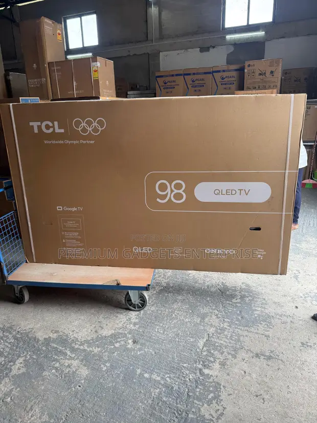 TCL 98P8K 98" QLED 4K UHD Google TV 144Hz - 1